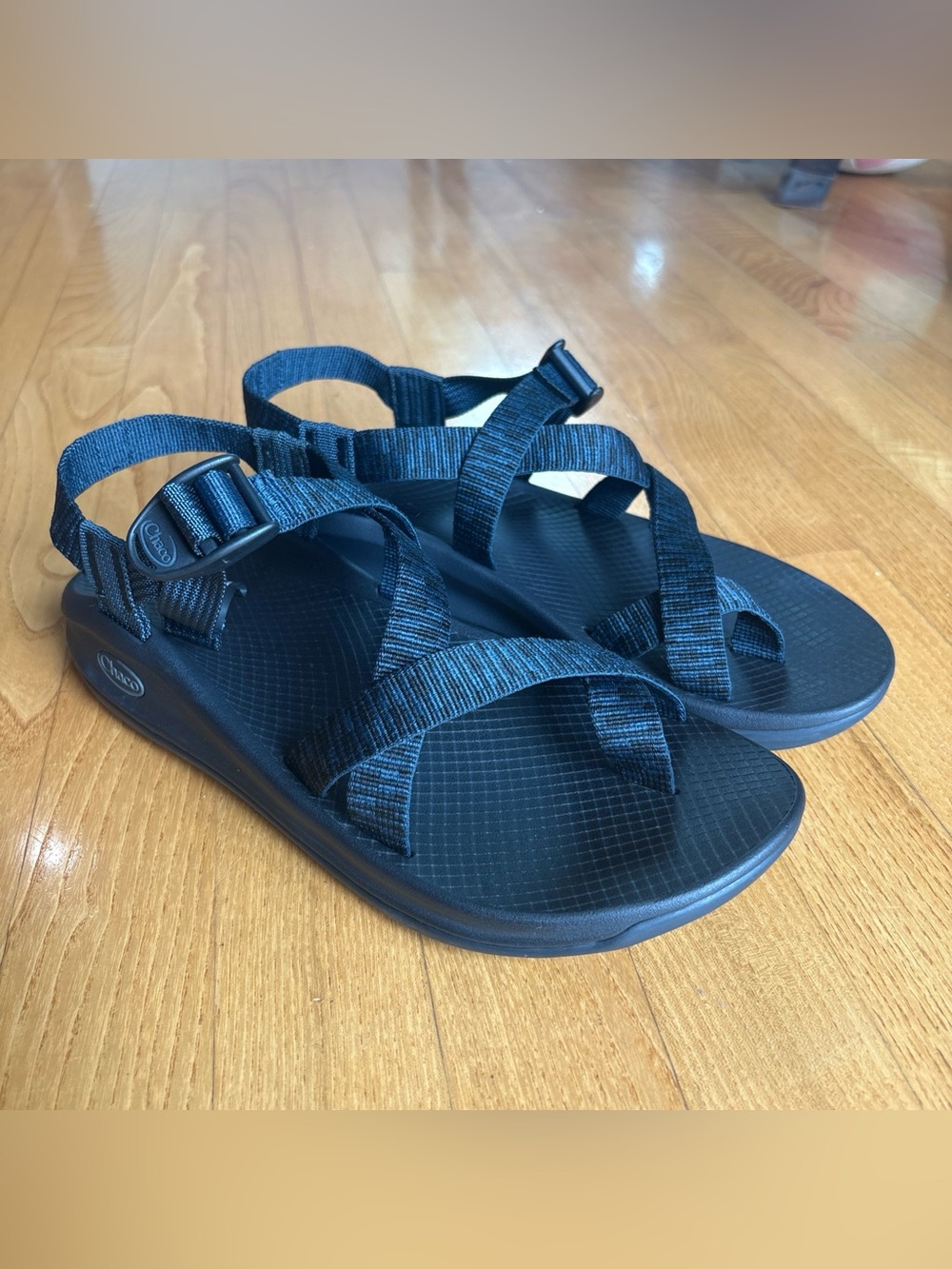 Chaco Z/2 athletic sandals Mens Size 8 regular 9.5W Womens Blue Black Toe Loop